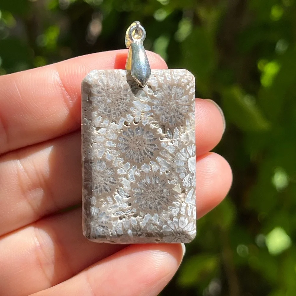 Sterling silver 925 stamped grey rectangular fossilized coral pendant 0918